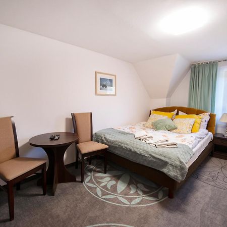 Hotel Dw Paryzanka Poronin Esterno foto