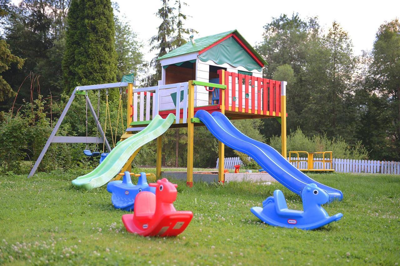 Hotel Dw Paryzanka Poronin Esterno foto
